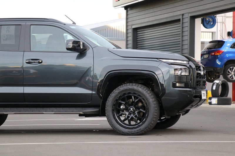 2026 Mitsubishi Triton DC VRX 4WD 6AT image 4