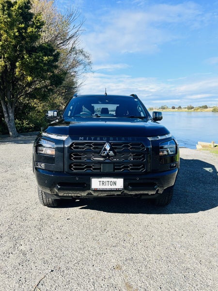 2026 Mitsubishi Triton DC VRX 4WD 6AT image 2