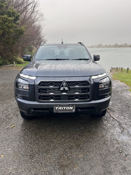 2026 Mitsubishi Triton DC VRX 4WD 6AT image 2