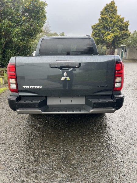 2026 Mitsubishi Triton DC VRX 4WD 6AT image 4