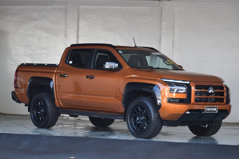 2026 Mitsubishi Triton Dc VRX 4WD 6At image 3