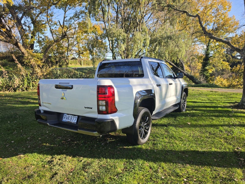 2026 Mitsubishi Triton DC VRX 6AT 2.4DT/6AT image 3