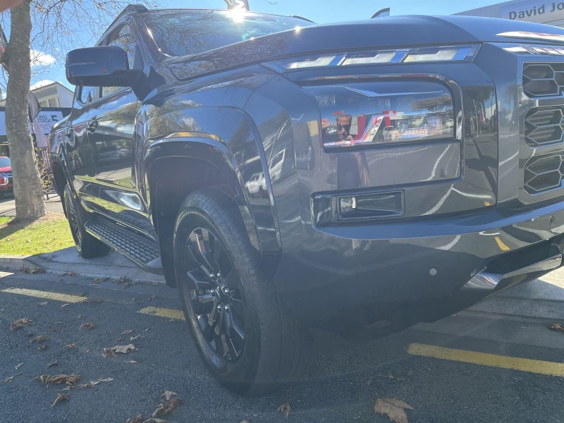 2026 Mitsubishi Triton DC VRX 6AT image 3