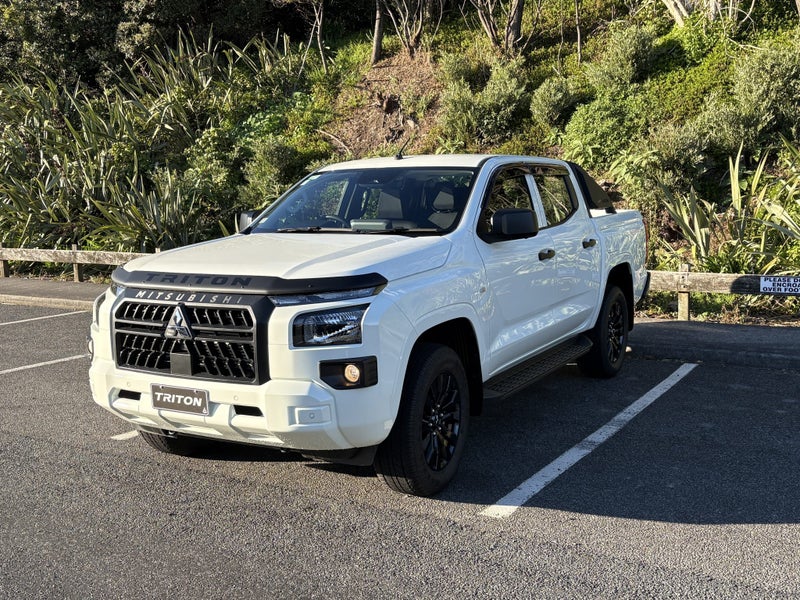 2026 Mitsubishi Triton DC WS 2.4D GLX 2WD 6AT image 5