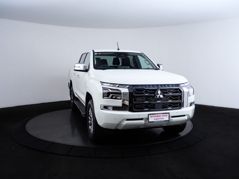 2026 Mitsubishi Triton DC WS 2.4D GLXR 2WD 6AT image 4