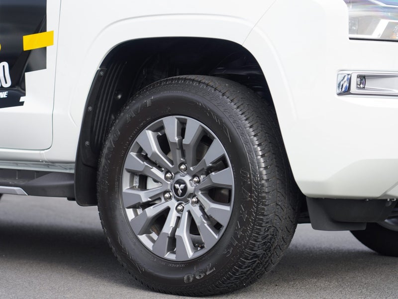 2026 Mitsubishi Triton DC WS 2.4D GLXR 2WD 6AT image 5