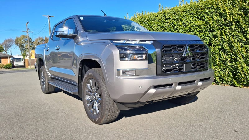 2026 Mitsubishi Triton DC WS 2.4D GLXR 2WD 6AT image 3