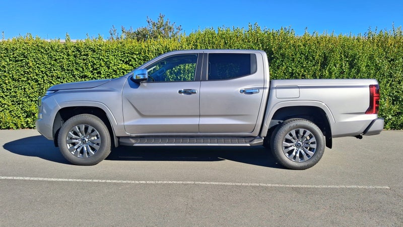 2026 Mitsubishi Triton DC WS 2.4D GLXR 2WD 6AT image 5