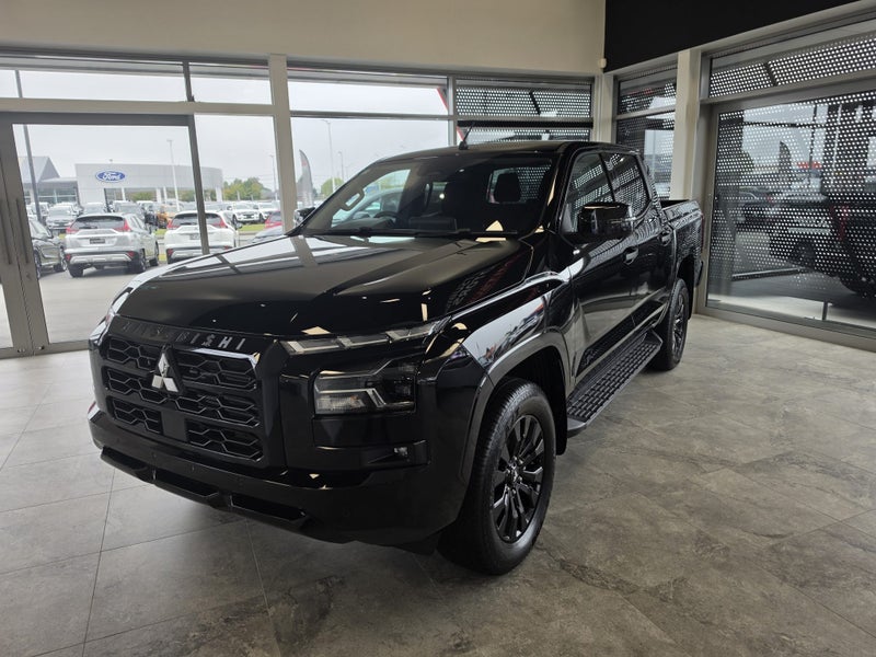 2026 Mitsubishi Triton DC WS 2.4D GLXR 4WD 6AT image 5