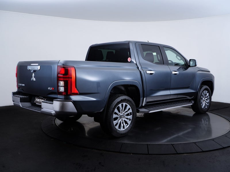 2026 Mitsubishi Triton DC WS 2.4D GLXR 4WD 6AT image 4