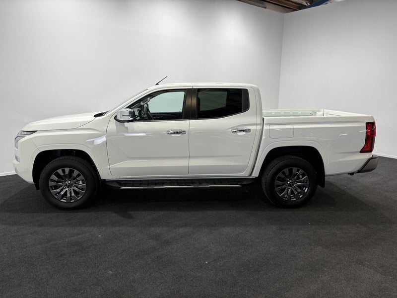 2026 Mitsubishi Triton DC WS 2.4D GLXR 4WD 6AT image 5