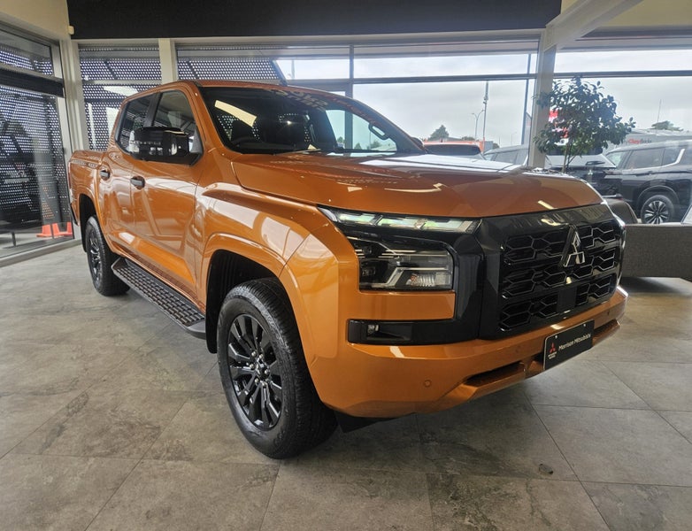 2026 Mitsubishi Triton DC WS 2.4D GLXR 4WD 6AT image 2