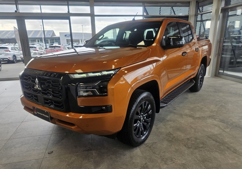 2026 Mitsubishi Triton DC WS 2.4D GLXR 4WD 6AT image 5