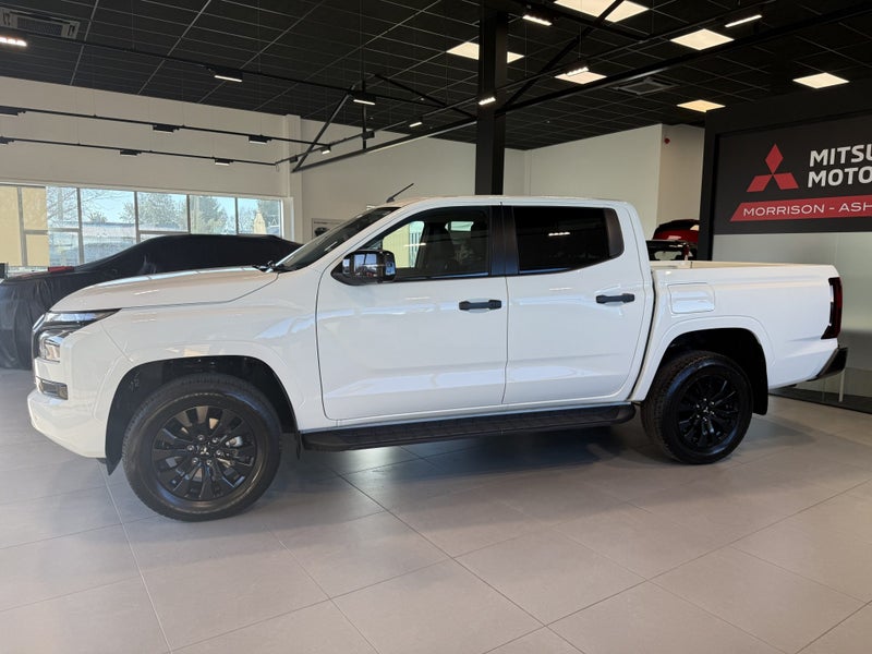 2026 Mitsubishi Triton DC WS 2.4D GLXR 4WD 6AT image 2