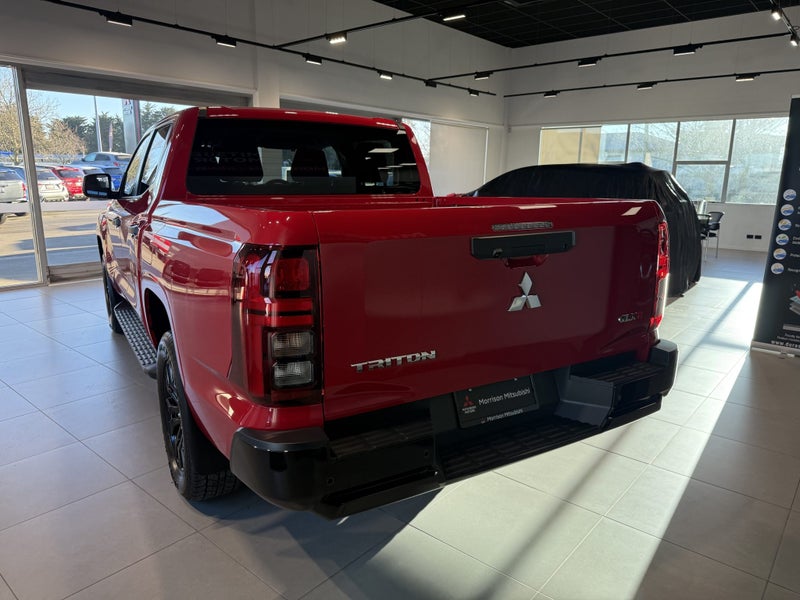 2026 Mitsubishi Triton DC WS 2.4D GLXR 4WD 6AT image 5