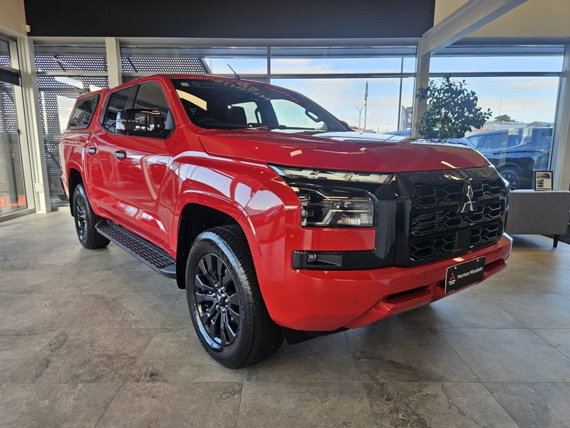 2026 Mitsubishi Triton DC WS 2.4D GLXR 4WD 6AT image 2