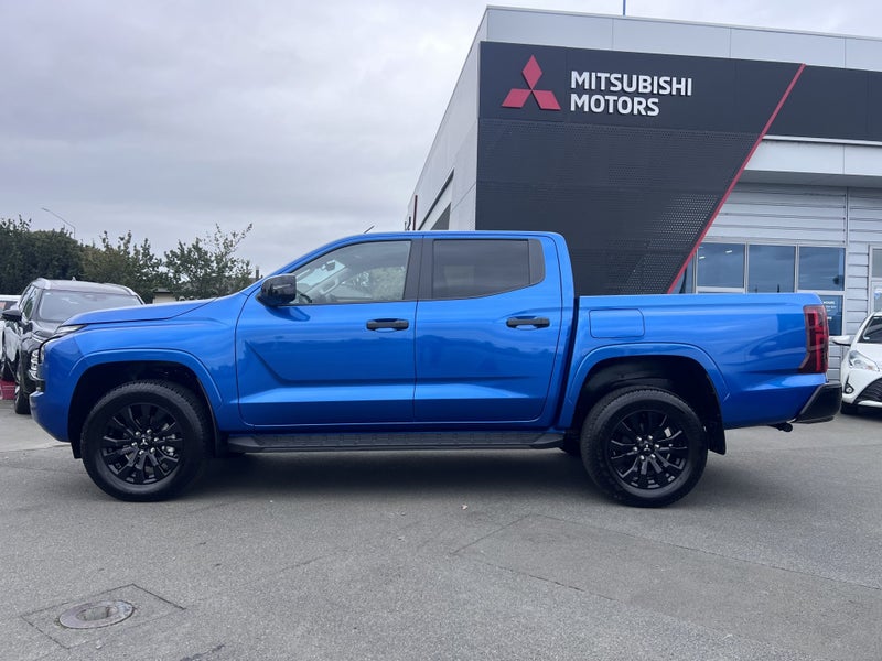 2026 Mitsubishi Triton DC WS 2.4D GLXR 4WD 6AT image 2