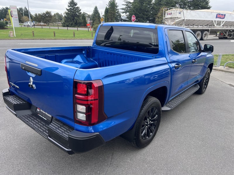 2026 Mitsubishi Triton DC WS 2.4D GLXR 4WD 6AT image 5