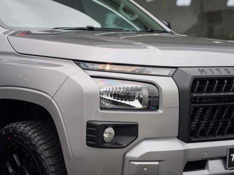 2026 Mitsubishi Triton DC WS 2.4D GLXS 4WD 6AT image 4