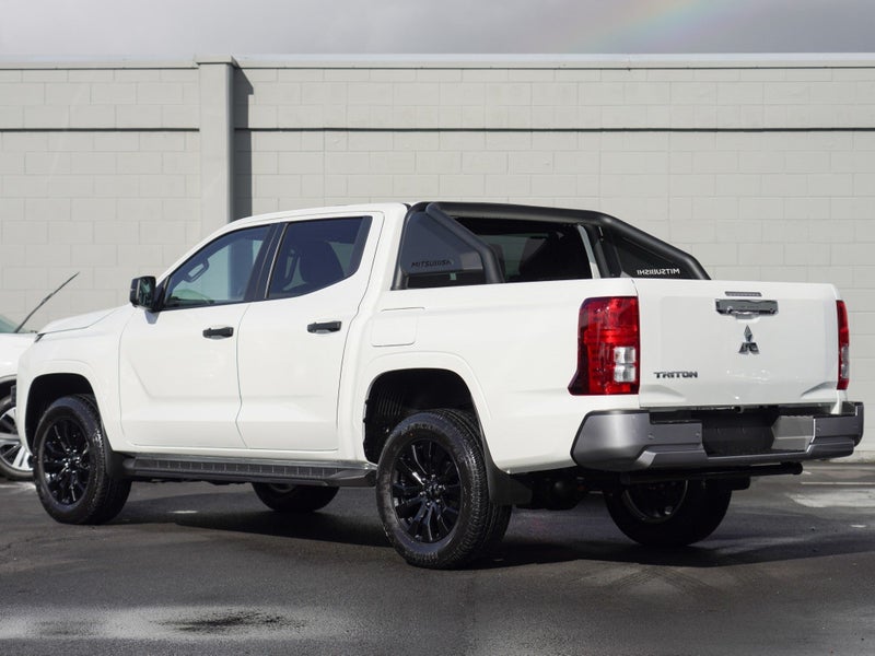 2026 Mitsubishi Triton DC WS 2.4D GLXS 4WD 6AT image 2