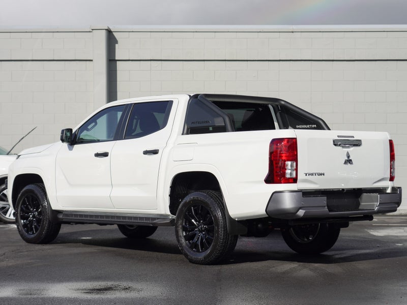2026 Mitsubishi Triton DC WS 2.4D GLXS 4WD 6AT image 2