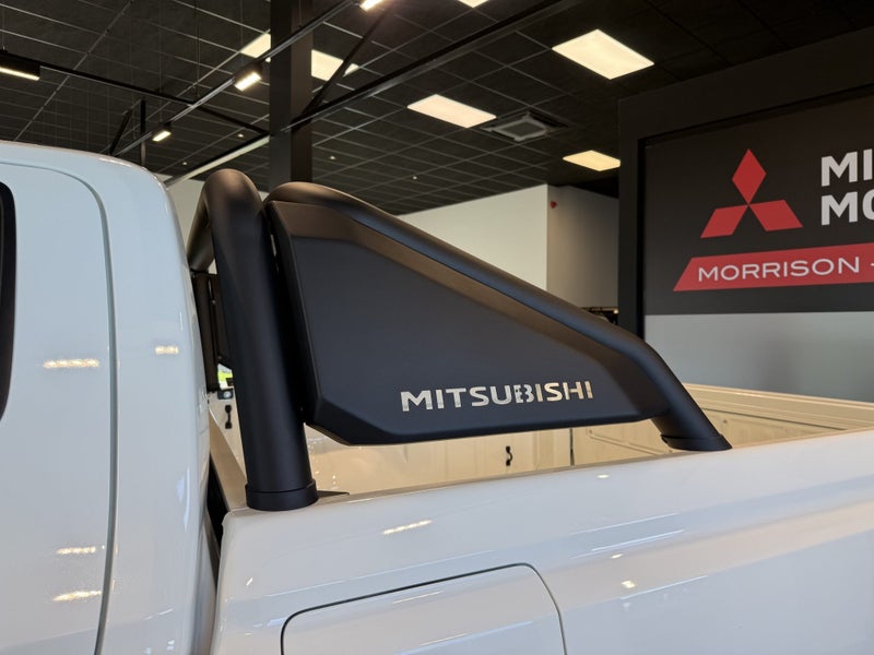 2026 Mitsubishi Triton DC WS 2.4D GLXS 4WD 6AT image 4