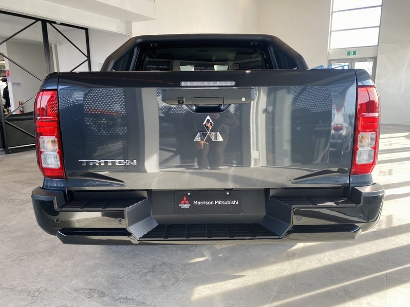 2026 Mitsubishi Triton DC WS 2.4D GLXS 4WD 6AT image 3