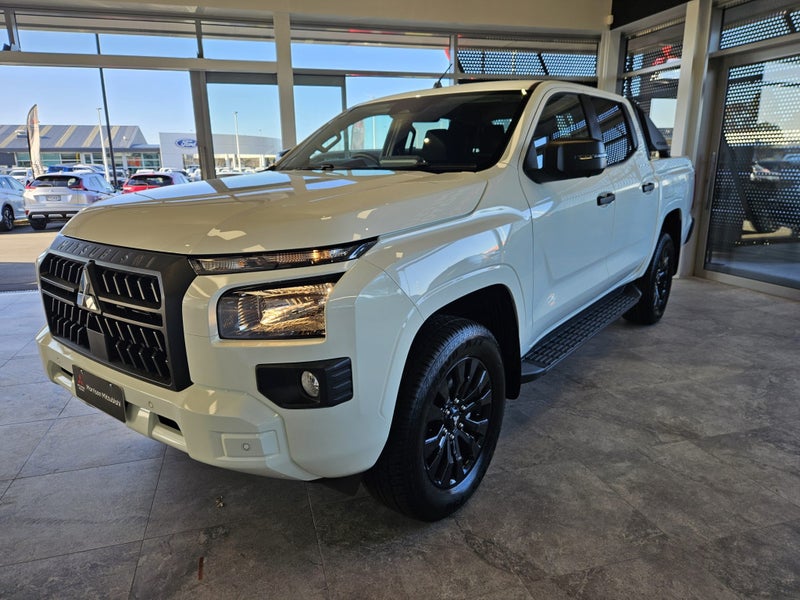 2026 Mitsubishi Triton DC WS 2.4D GLXS 4WD 6AT image 4