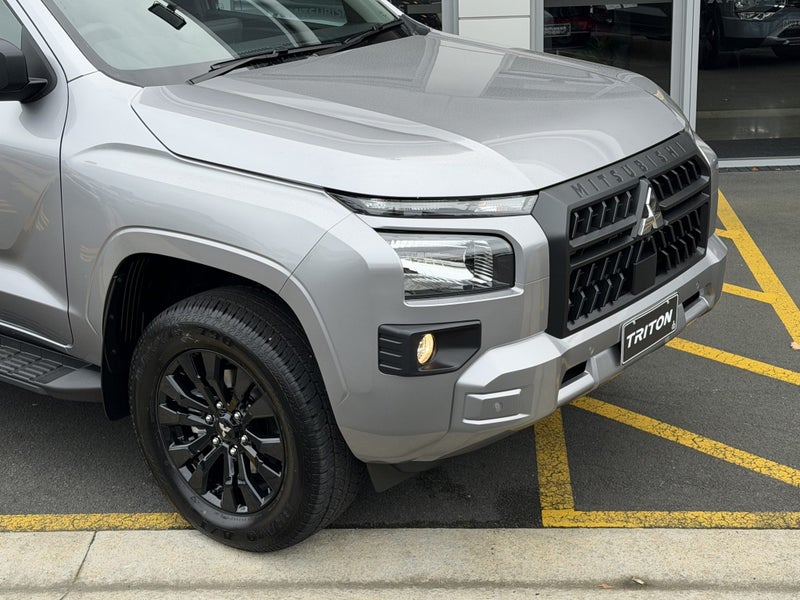 2026 Mitsubishi Triton DC WS 2.4D GLXS 4WD 6AT... image 2