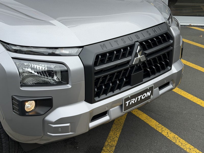 2026 Mitsubishi Triton DC WS 2.4D GLXS 4WD 6AT... image 3