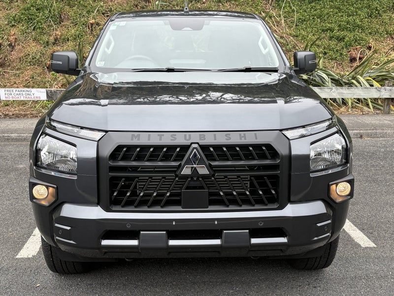 2026 Mitsubishi Triton DC WS 2.4D GLXS 4WD 6AT image 2