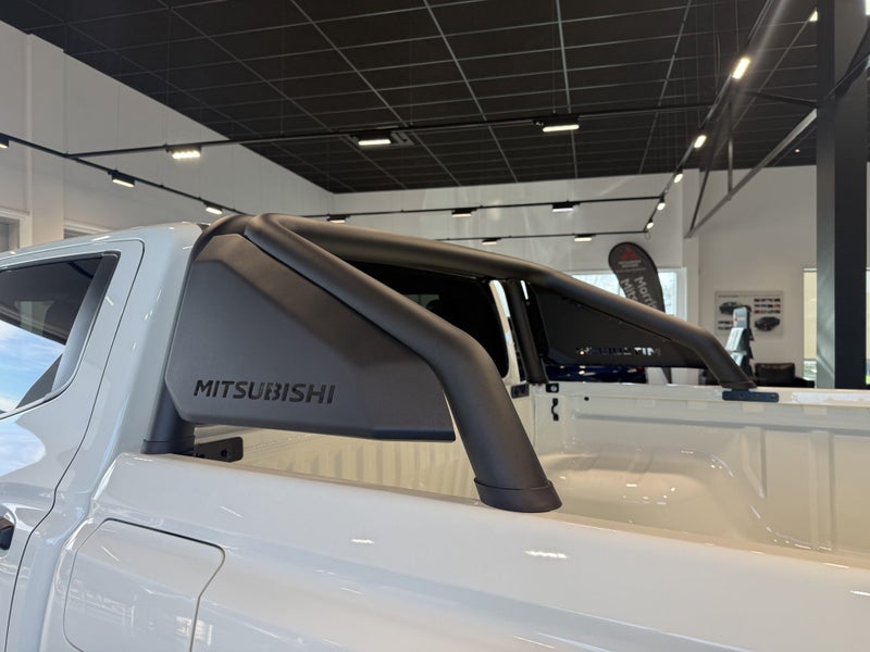 2026 Mitsubishi Triton DC WS 2.4D GLXS 4WD 6AT image 4