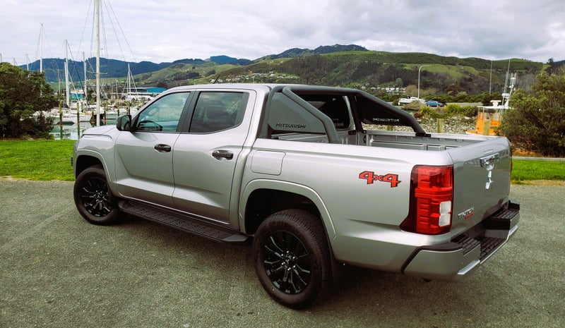 2026 Mitsubishi Triton DC WS 2.4D GLXS 4WD 6AT image 5