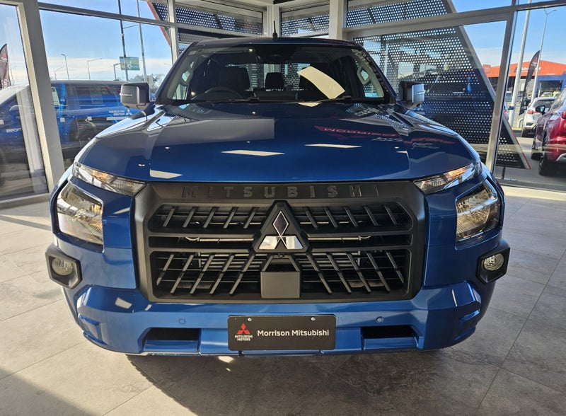 2026 Mitsubishi Triton DC WS 2.4D GLXS 4WD 6AT image 3