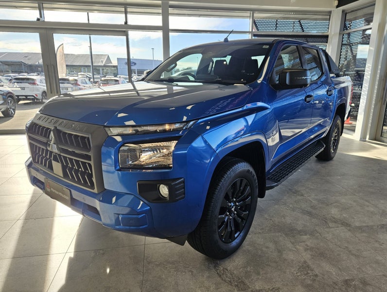 2026 Mitsubishi Triton DC WS 2.4D GLXS 4WD 6AT image 4