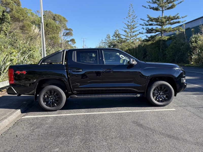 2026 Mitsubishi Triton DC WS 2.4D GLXS 4WD 6AT image 4