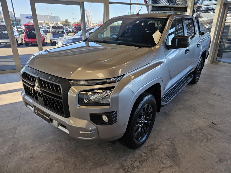 2026 Mitsubishi Triton DC WS 2.4D GLXS 4WD 6AT image 5