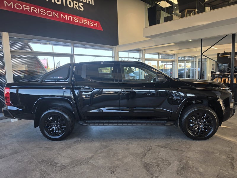 2026 Mitsubishi Triton DC WS 2.4D GLXS 4WD 6AT image 2