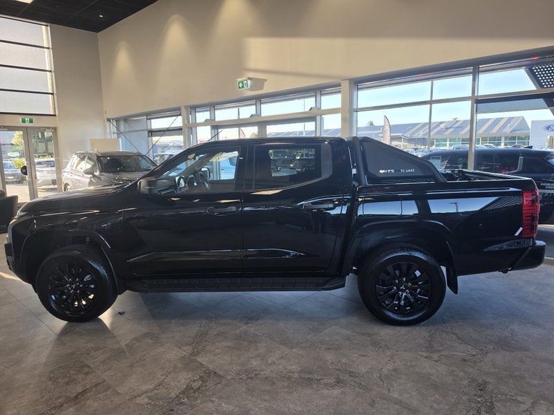 2026 Mitsubishi Triton DC WS 2.4D GLXS 4WD 6AT image 3