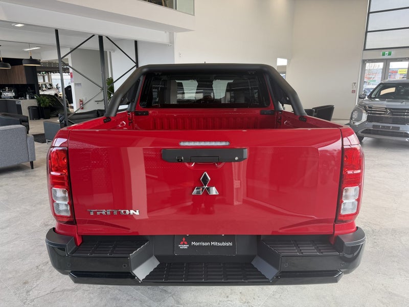 2026 Mitsubishi Triton DC WS 2.4D GLXS 4WD 6AT image 4