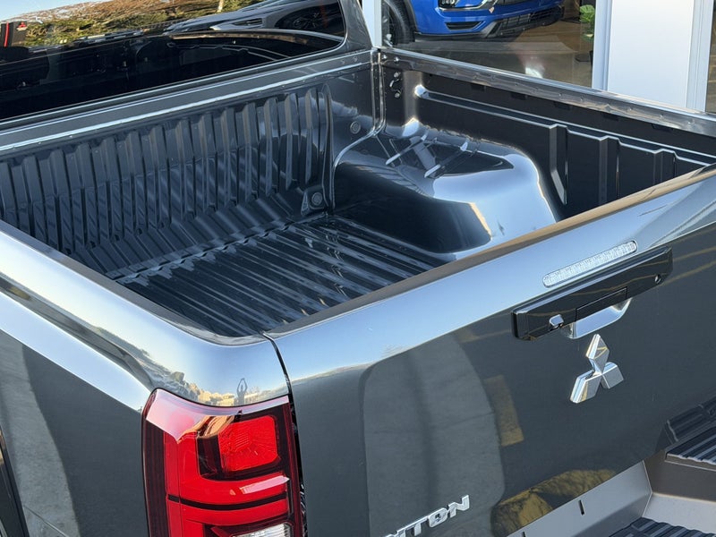 2026 Mitsubishi Triton DC WS 2.4D VRX 4WD 6AT -... image 5