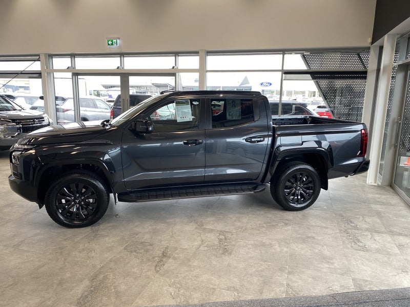 2026 Mitsubishi Triton DC WS 2.4D VRX 4WD 6AT image 4