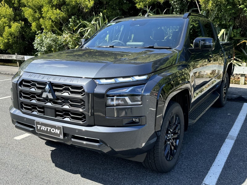 2026 Mitsubishi Triton DC WS 2.4D VRX 4WD 6AT image 3