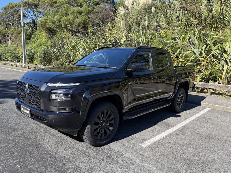 2026 Mitsubishi Triton DC WS 2.4D VRX 4WD 6AT image 4