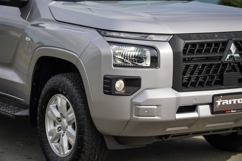 2026 Mitsubishi Triton GLX 2WD auto image 4