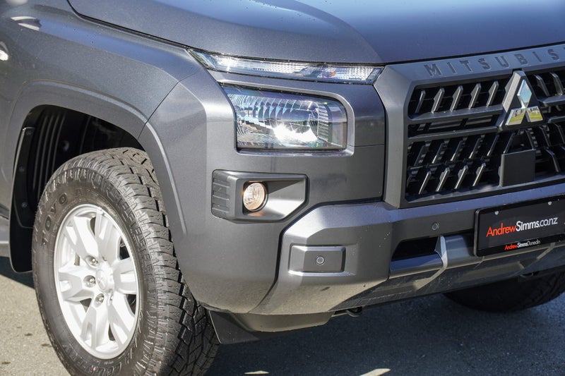 2026 Mitsubishi Triton GLX 2WD auto image 4