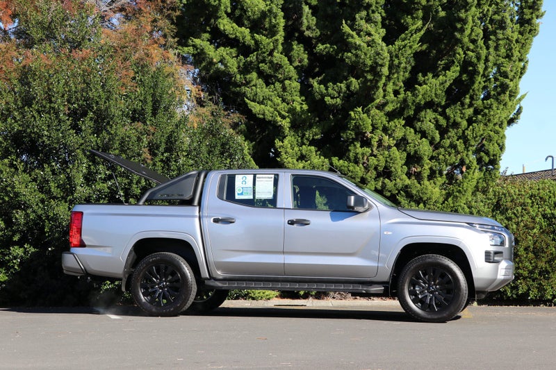 2026 Mitsubishi Triton GLX 2WD SPORT image 3