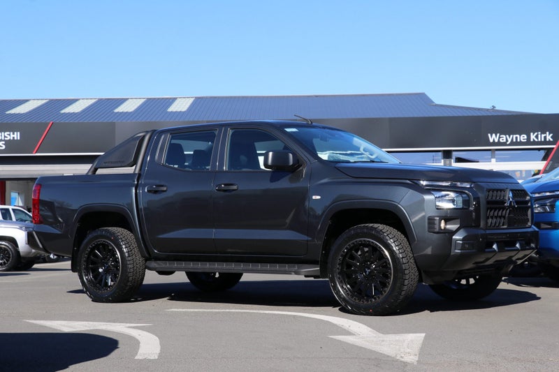 2026 Mitsubishi Triton GLX 2WD SPORT image 3