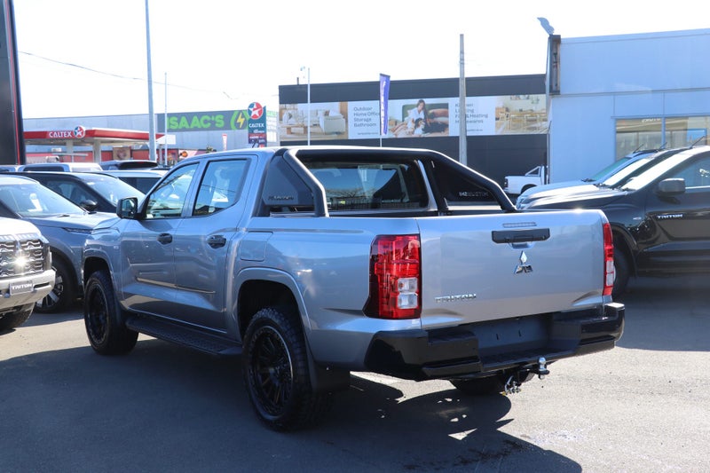 2026 Mitsubishi Triton GLX 2WD SPORT image 2