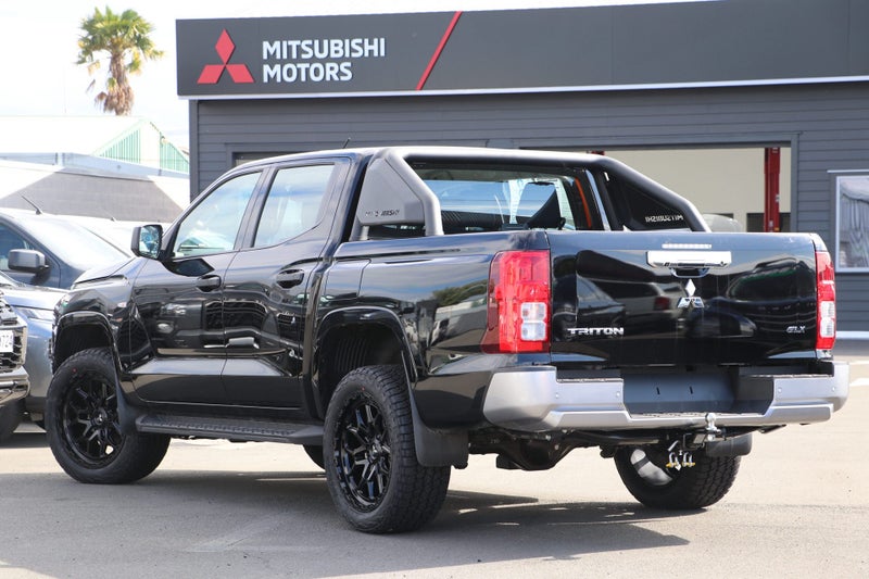 2026 Mitsubishi Triton GLX 2WD SPORT image 2